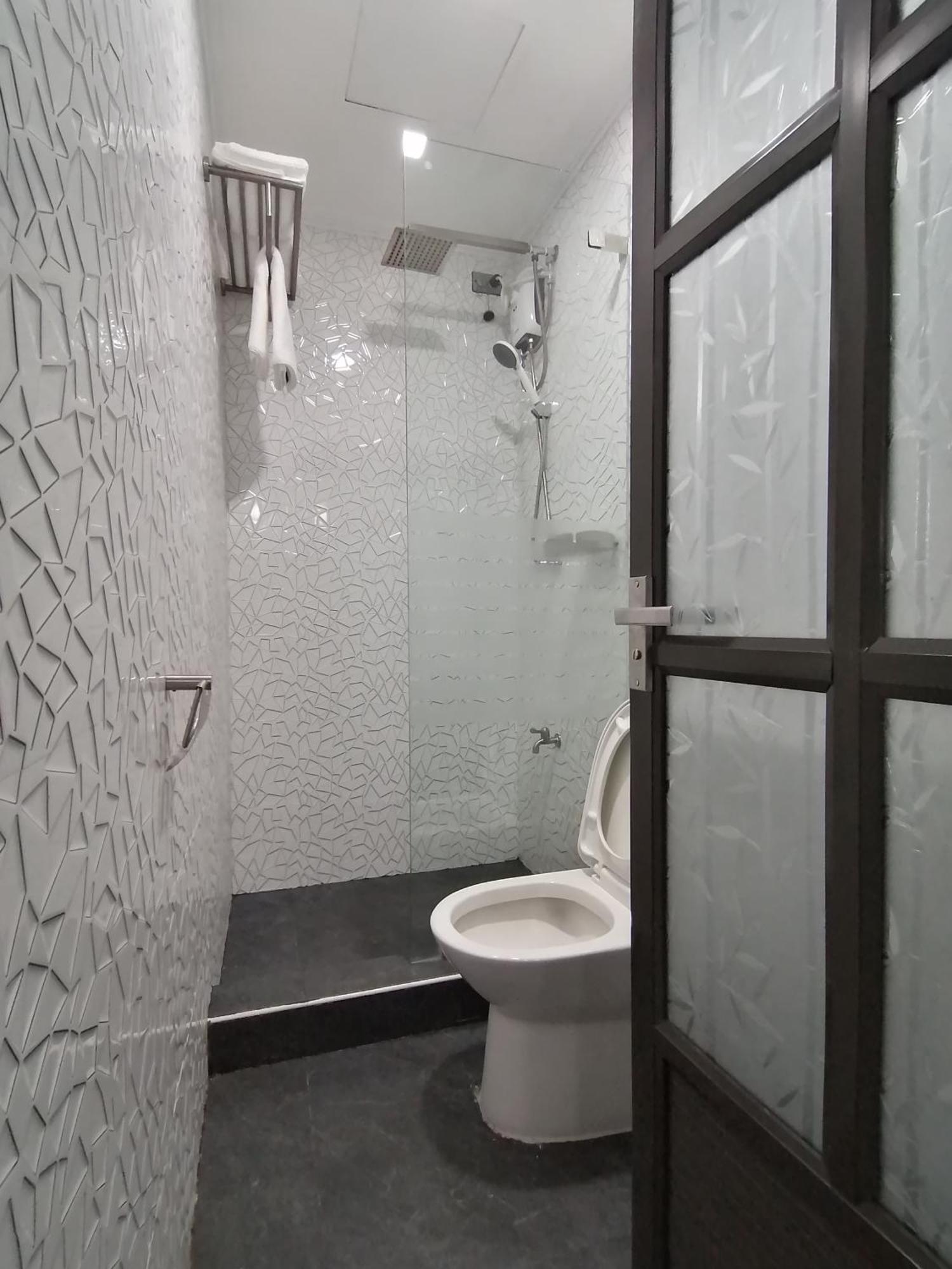 Cozy 2Br Staycation With Balcony Chateau Elysee For 4-6 Pax Paranaque City Luaran gambar