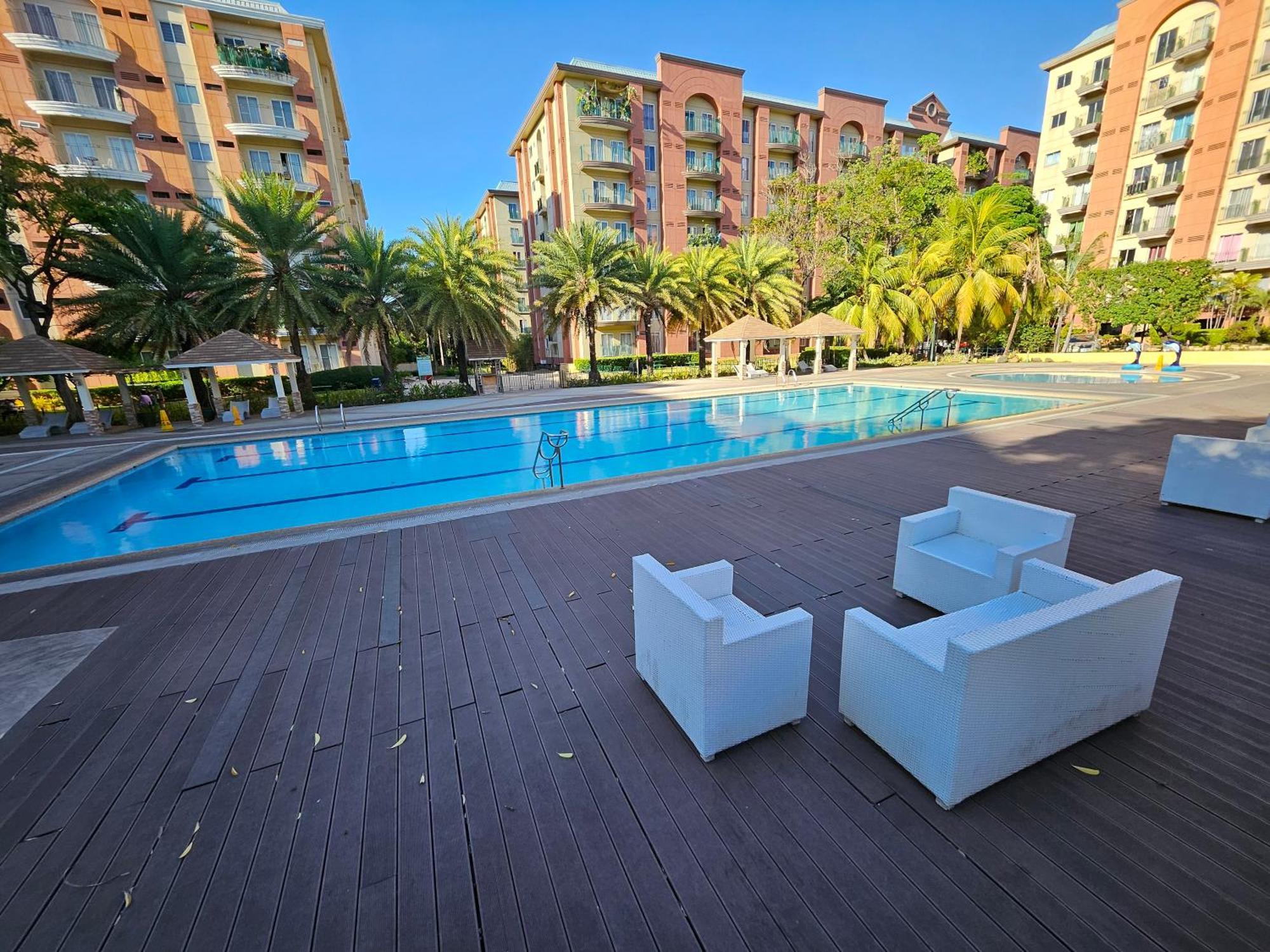 Cozy 2Br Staycation With Balcony Chateau Elysee For 4-6 Pax Paranaque City Luaran gambar