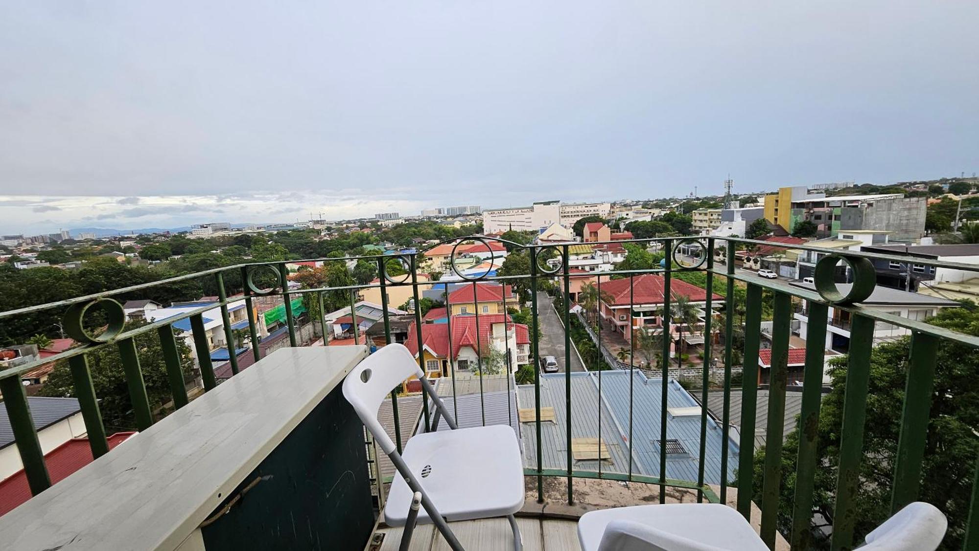 Cozy 2Br Staycation With Balcony Chateau Elysee For 4-6 Pax Paranaque City Luaran gambar