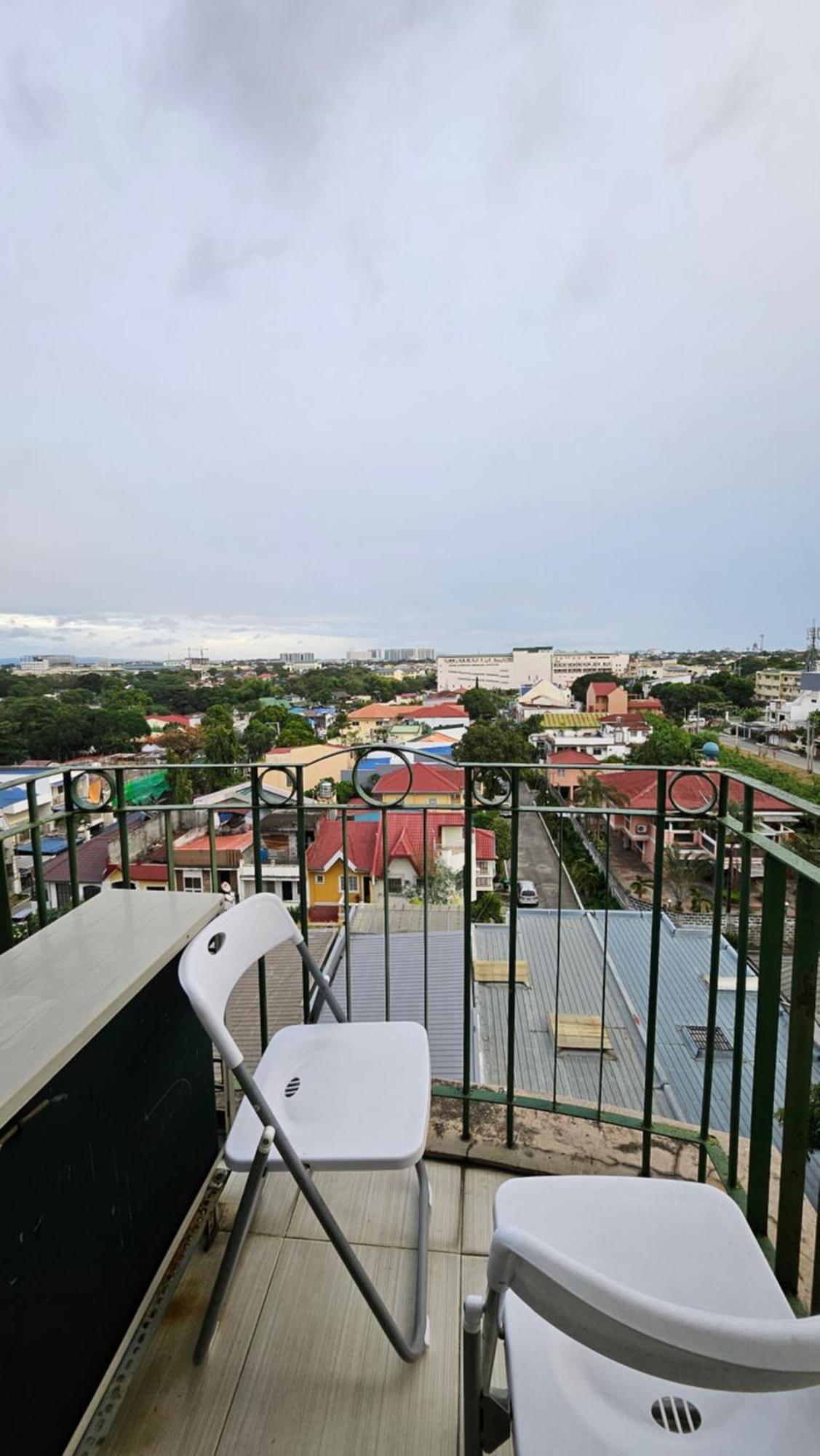 Cozy 2Br Staycation With Balcony Chateau Elysee For 4-6 Pax Paranaque City Luaran gambar